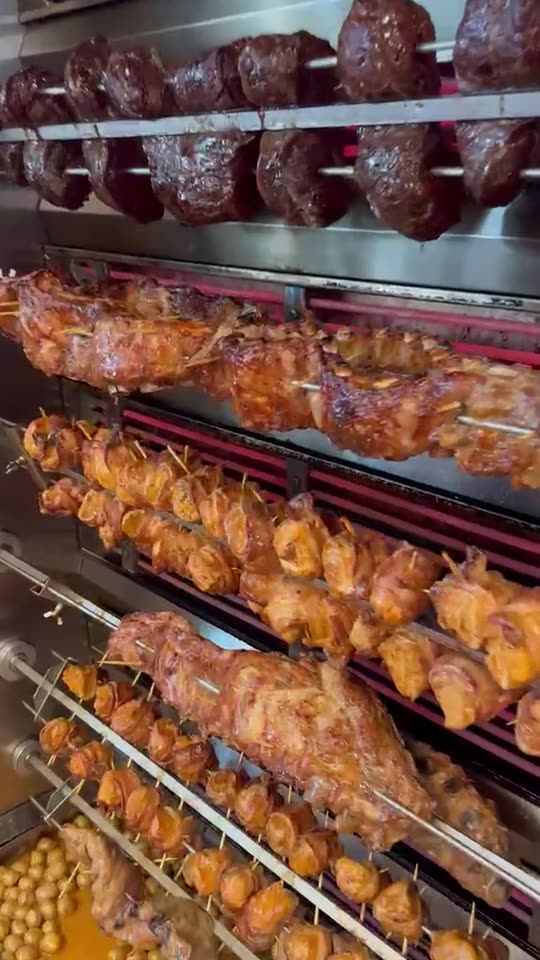 Brazilian churrasco skewers at Meritíssimo